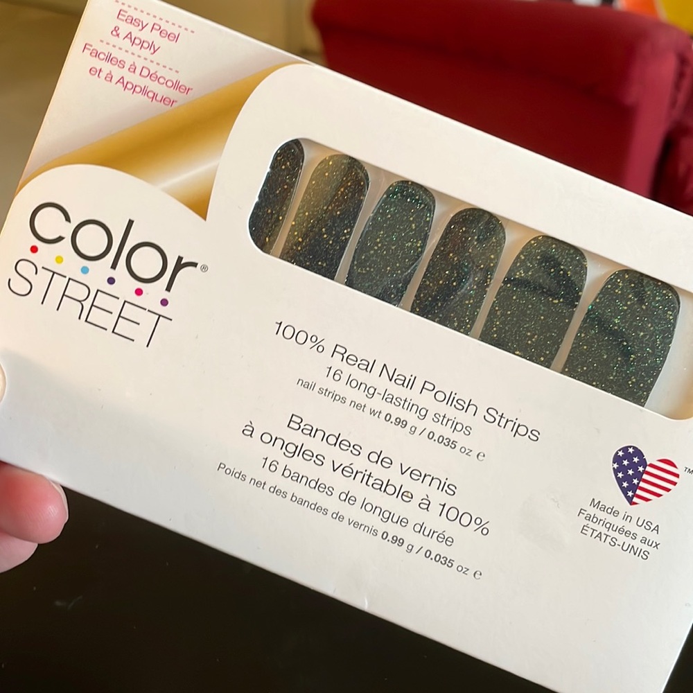Color Street Nail Polish Strips - Dublin the Fun